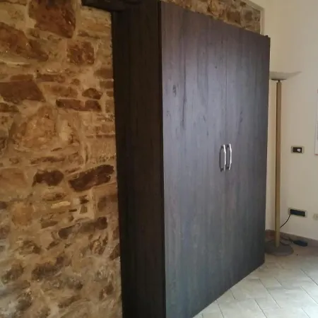 بيت للعطل Casa Petra كاستيلاباتي