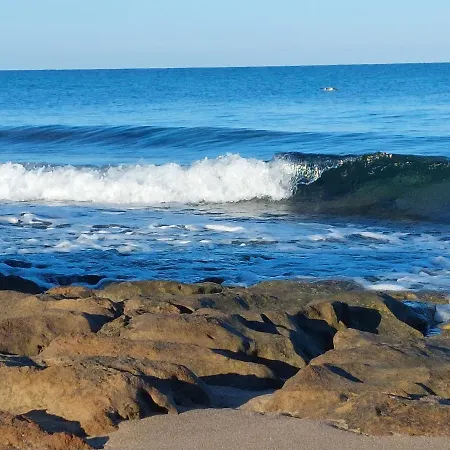 Casa Petra بيت للعطل كاستيلاباتي